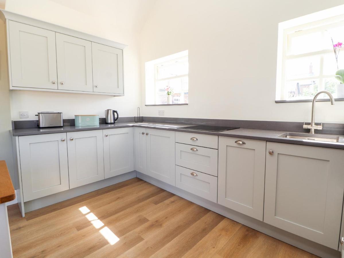 Swallow Cottage Sandbach Extérieur photo