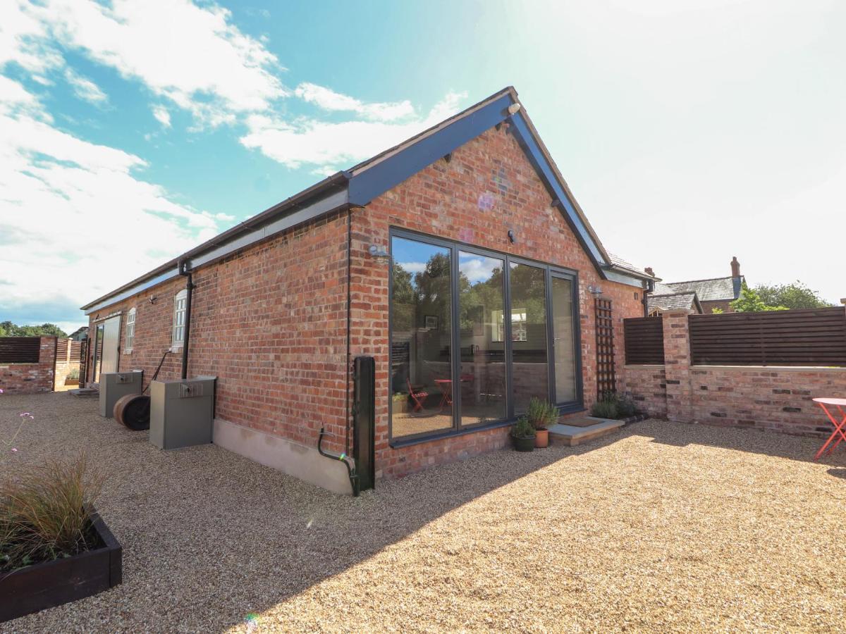 Swallow Cottage Sandbach Extérieur photo
