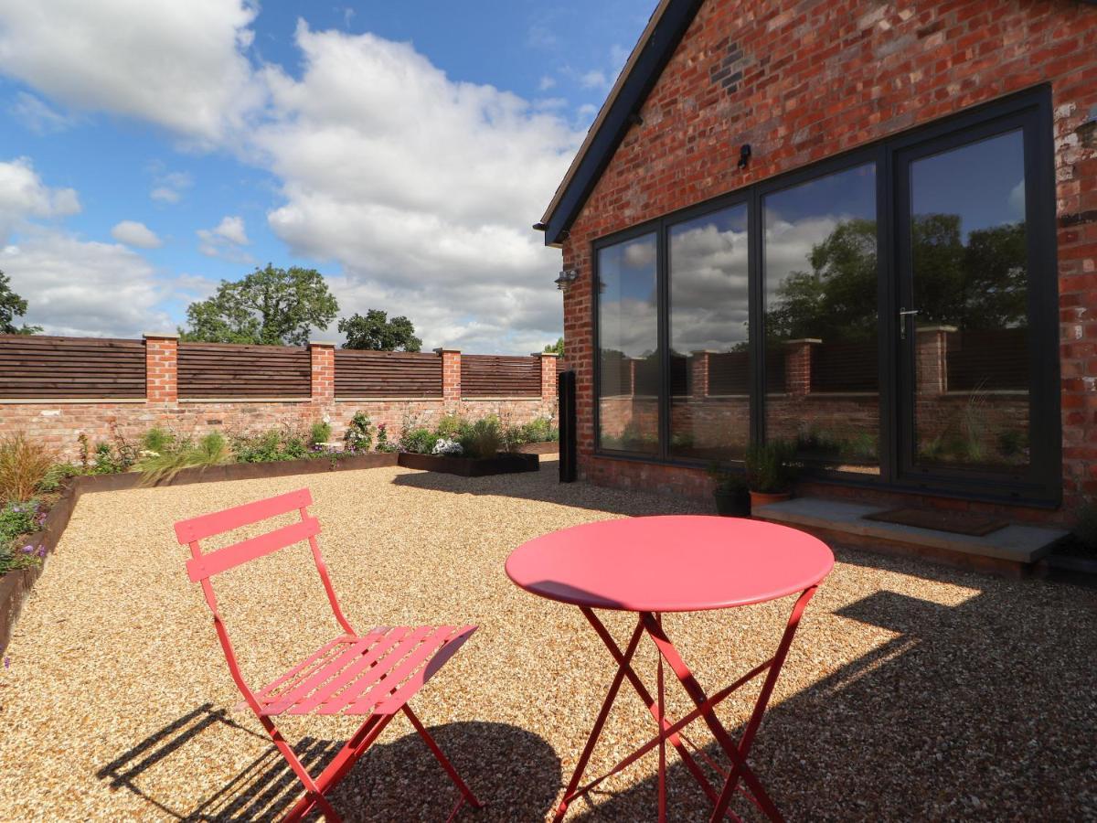 Swallow Cottage Sandbach Extérieur photo