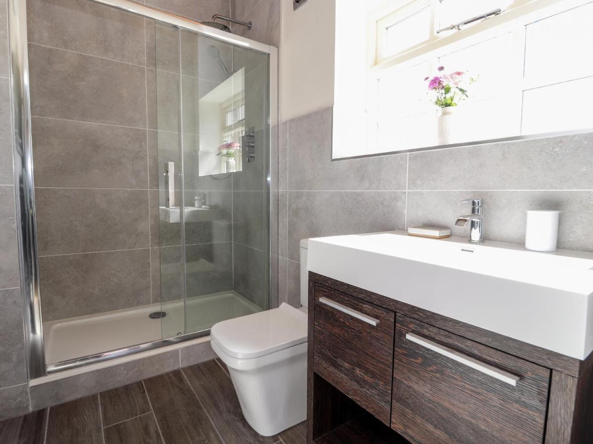 Swallow Cottage Sandbach Extérieur photo